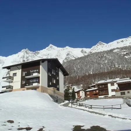 Saas-fee Sleeps 10 Wifi Apartman